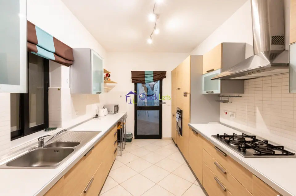 3 bedroom Apartment to rent in Sliema