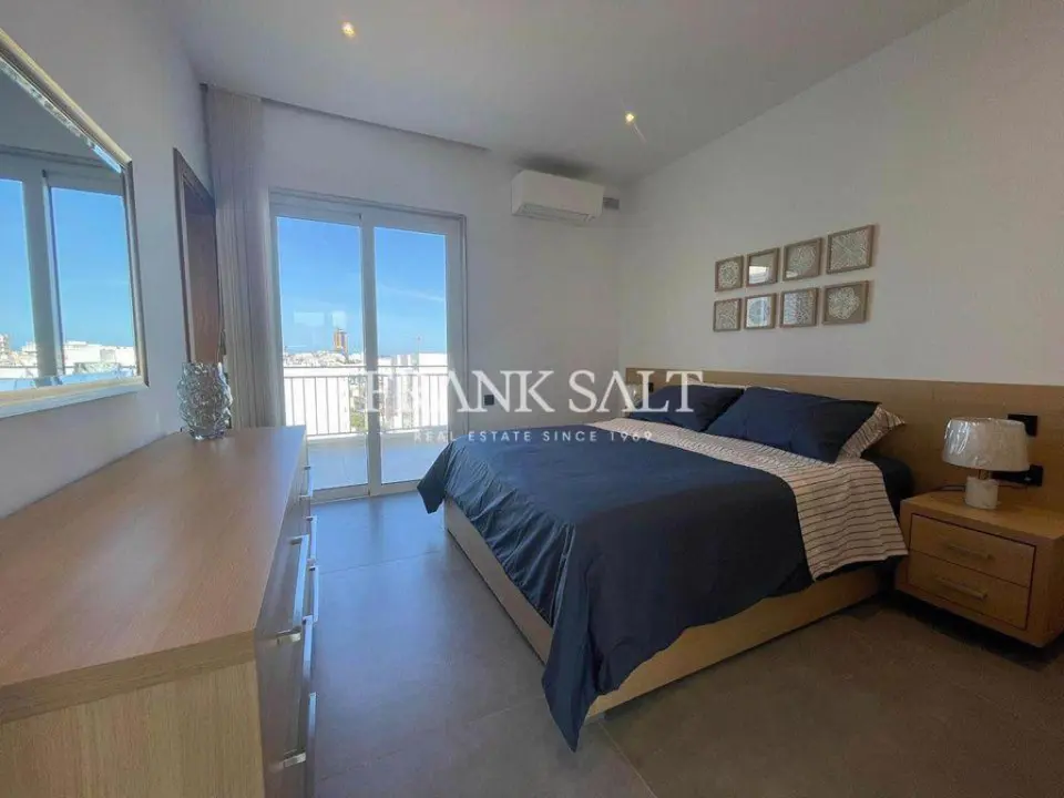 Swieqi, Furnished Penthouse
