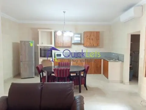 2 bedroom Apartment to rent in Zabbar