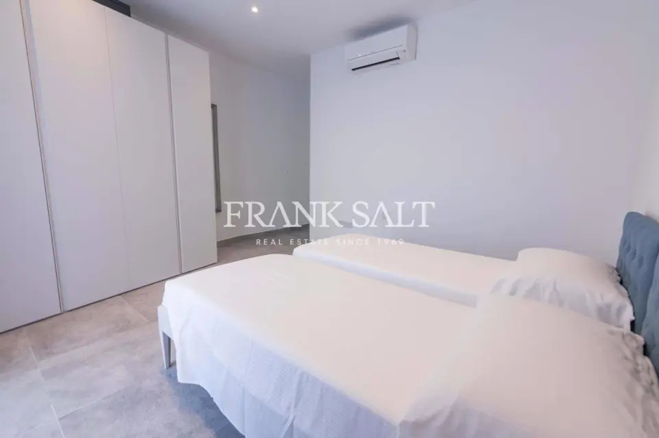 Gzira, Furnished Apartment