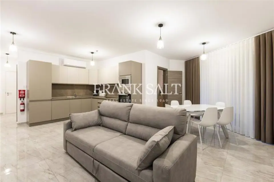 Gzira, Furnished Apartment