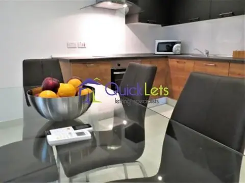 2 bedroom Apartment to rent in Marsaskala