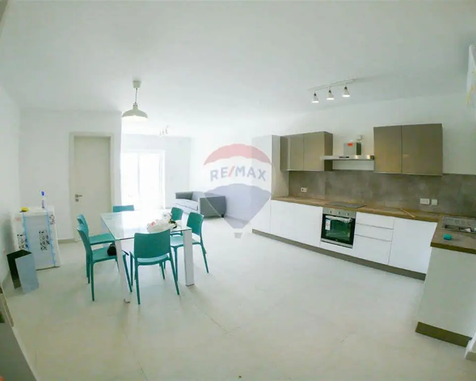 3 bedroom Maisonette to rent in Birkirkara