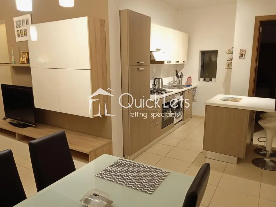 2 bedroom Penthouse to rent in Msida