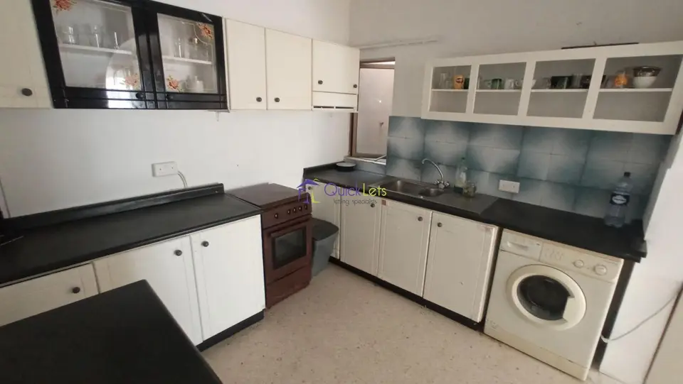 3 bedroom Maisonette to rent in Mosta