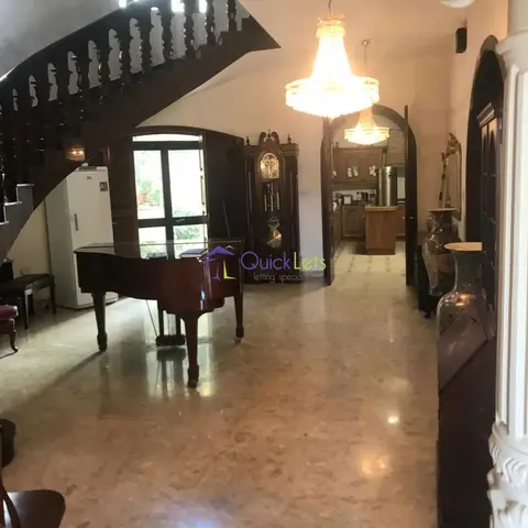4 bedroom Terraced House to rent in Siggiewi