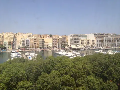 3 bedroom Apartment to rent in Pieta