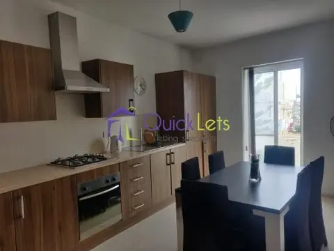 3 bedroom Maisonette to rent in Marsaskala