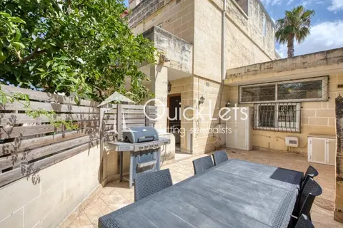 3 bedroom Semi Detached Villa to rent in Tarxien