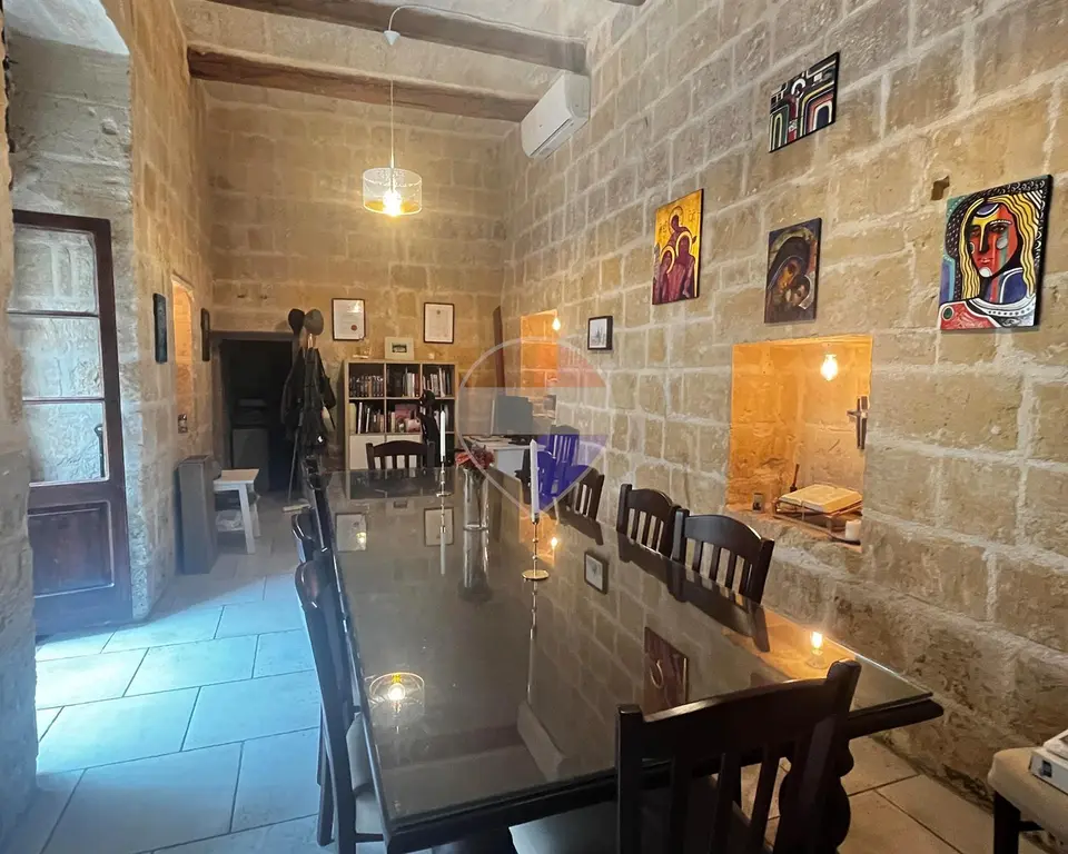 4 bedroom House of Character to rent in Zebbug