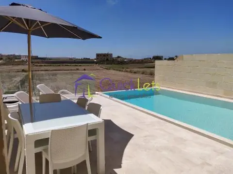 4 bedroom Farmhouse to rent in Gozo - Gharb
