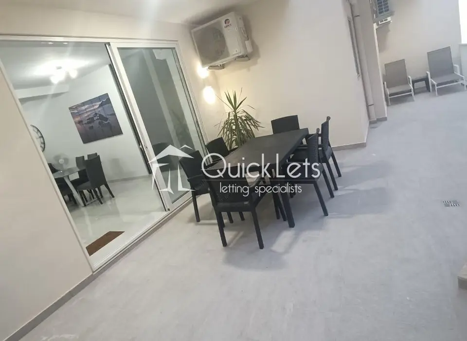 2 bedroom Maisonette to rent in Gozo - Xaghra