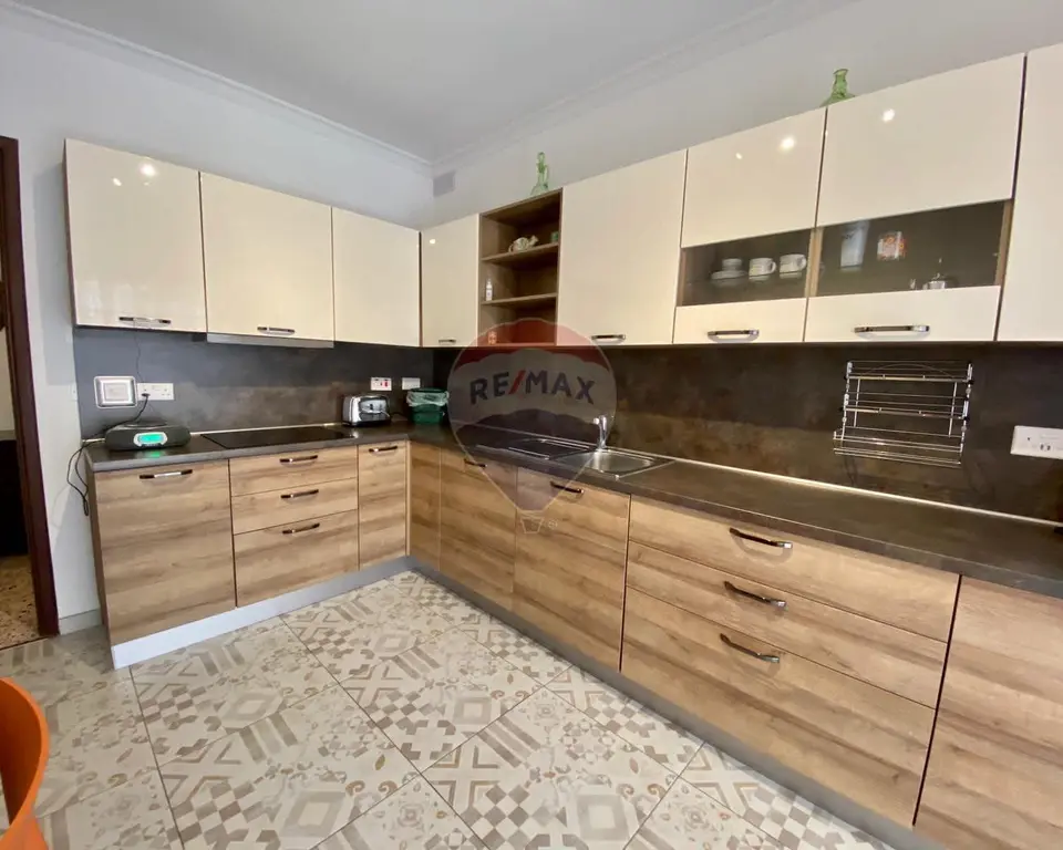 3 bedroom Apartment to rent in Gzira