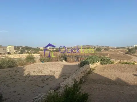 3 bedroom Maisonette to rent in Mosta