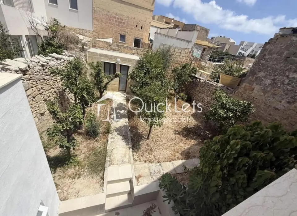 4 bedroom Townhouse to rent in Birkirkara