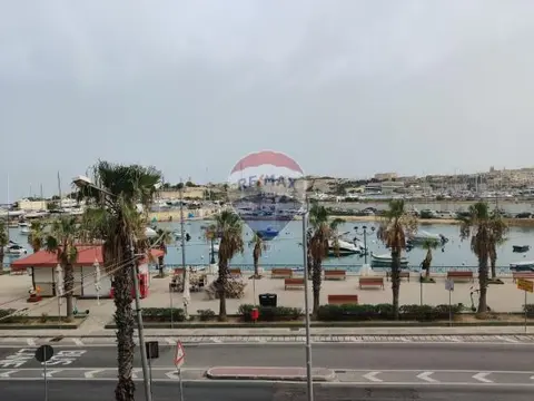 2 bedroom Apartment to rent in Gzira