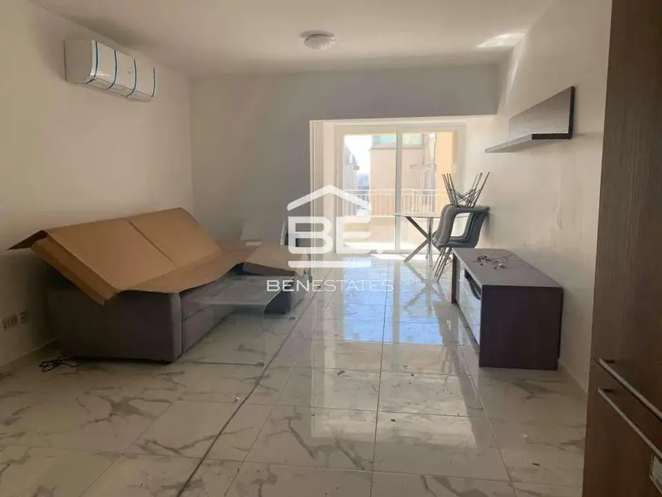 2 bedroom Apartment to rent in Sliema