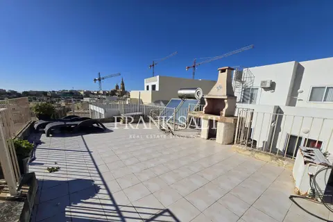 1 Bedroom Penthouse For Sale in Gozo - Ghajnsielem