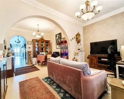 2 bedroom Maisonette for sale in Birzebbuga