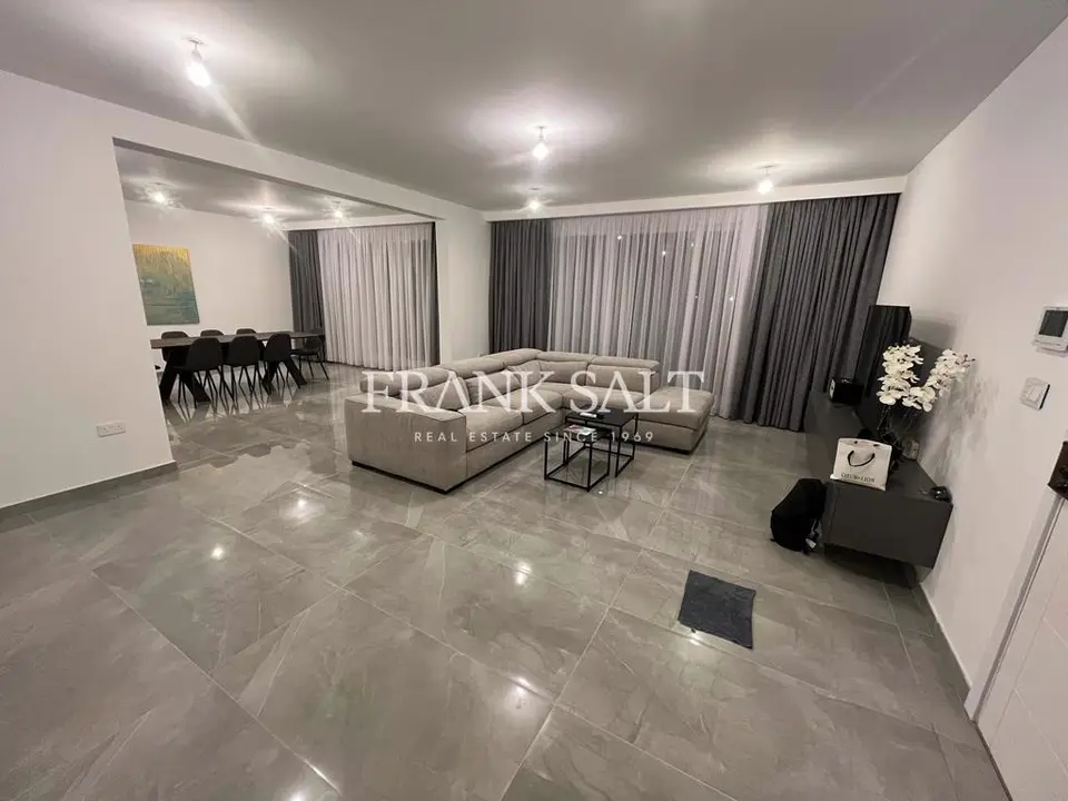 St Julians, Furnished Penthouse