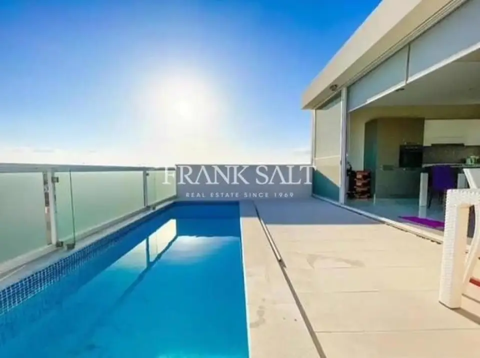 St Julians, Furnished Penthouse