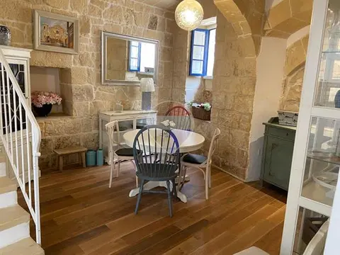 3 bedroom House of Character to rent in Zebbug