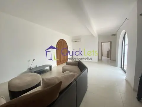 3 bedroom Maisonette to rent in Pembroke