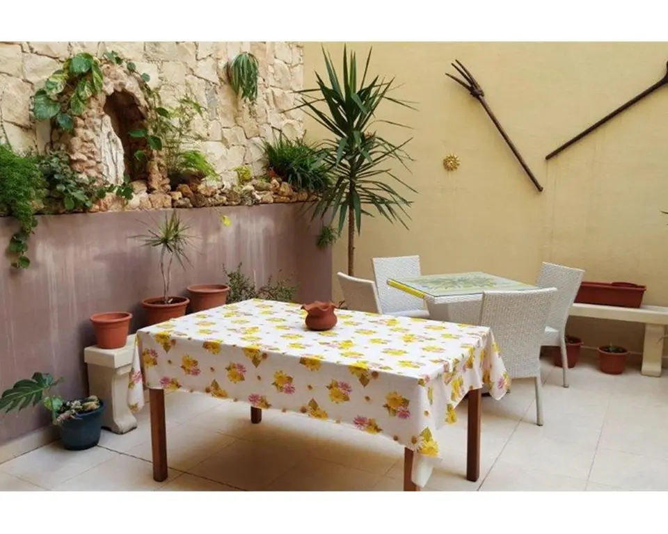 2 bedroom Maisonette to rent in St Paul's Bay