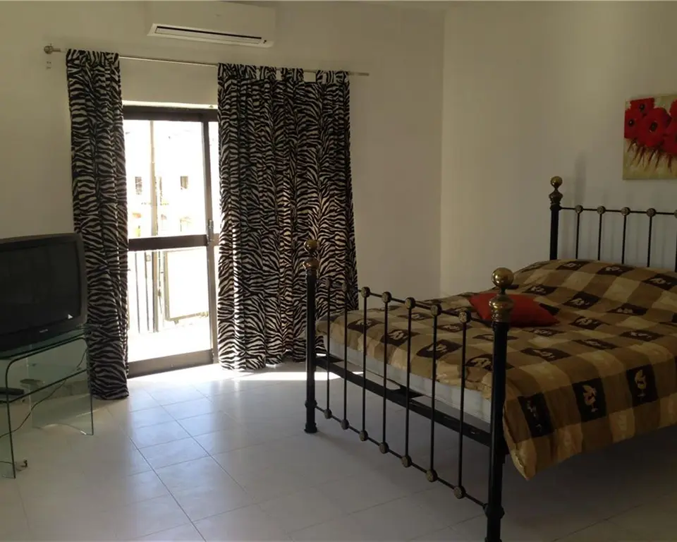 4 bedroom Maisonette to rent in Swieqi