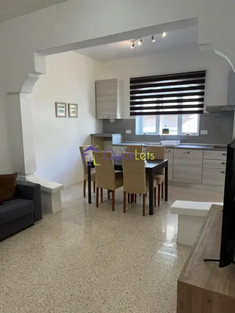 3 bedroom Maisonette to rent in Kalkara