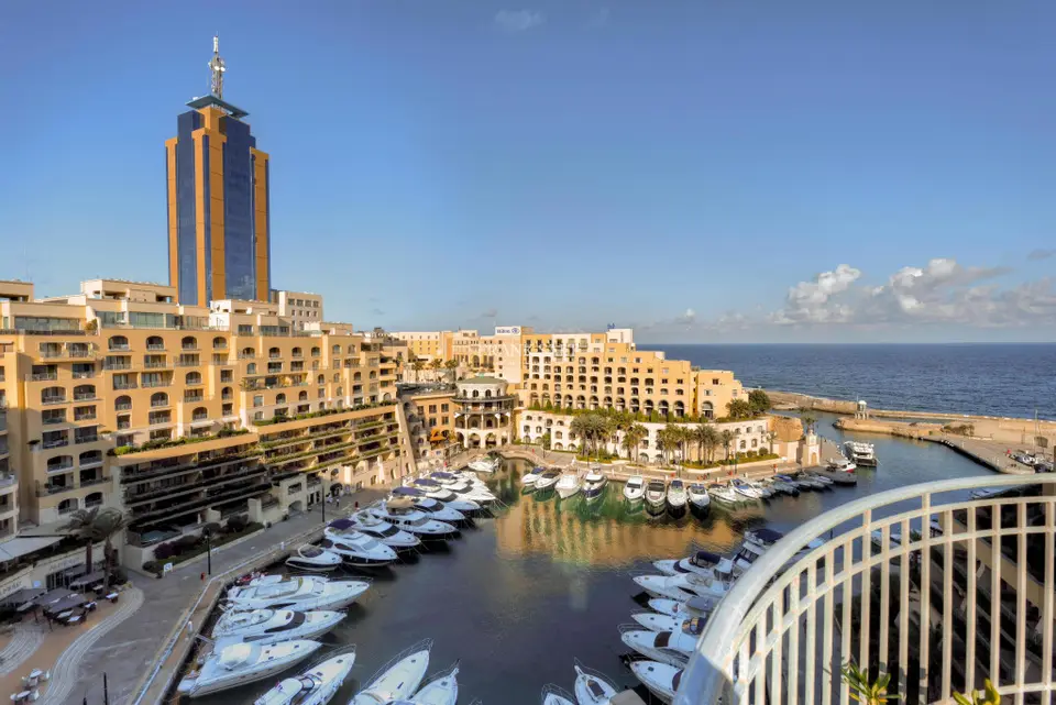 Portomaso, Penthouse