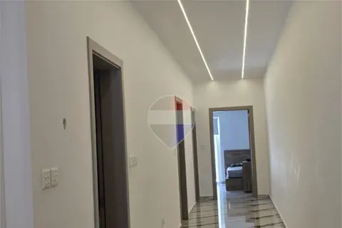Maisonette For Sale in Zabbar