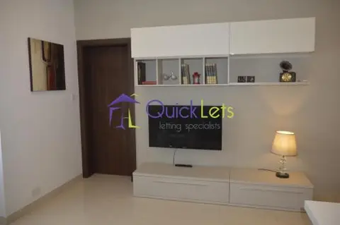 2 bedroom Apartment to rent in Gzira