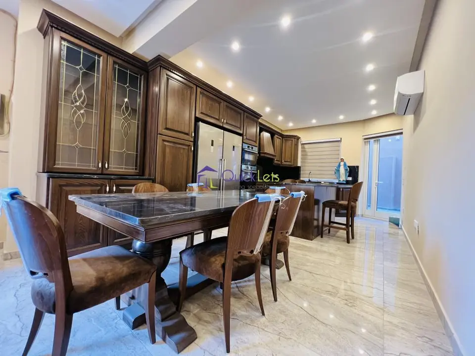 2 bedroom Maisonette to rent in Zurrieq