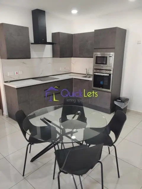 3 bedroom Apartment to rent in Tarxien
