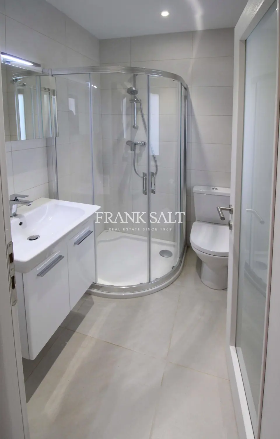 Swieqi, Furnished Maisonette