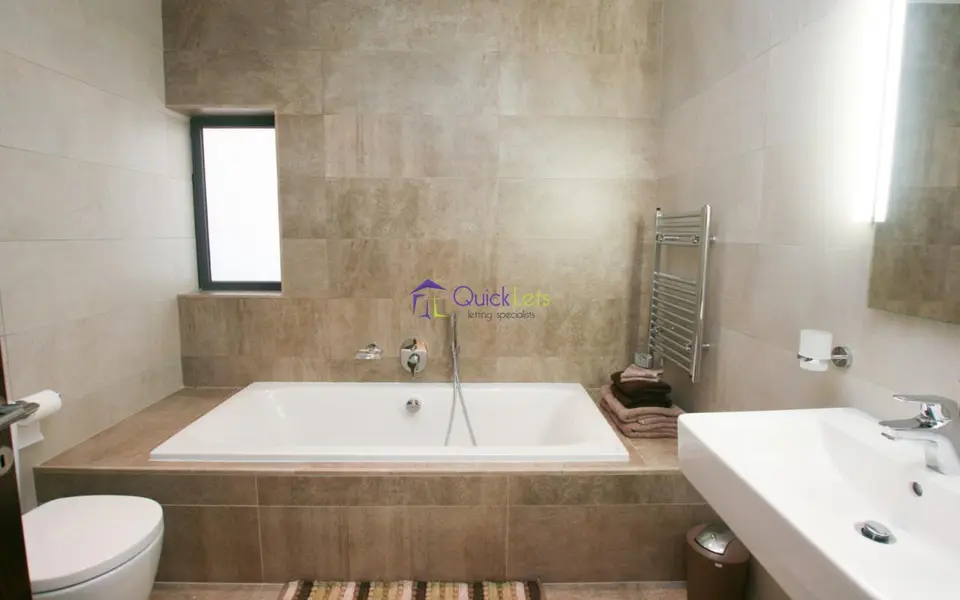 2 bedroom Maisonette to rent in Swieqi
