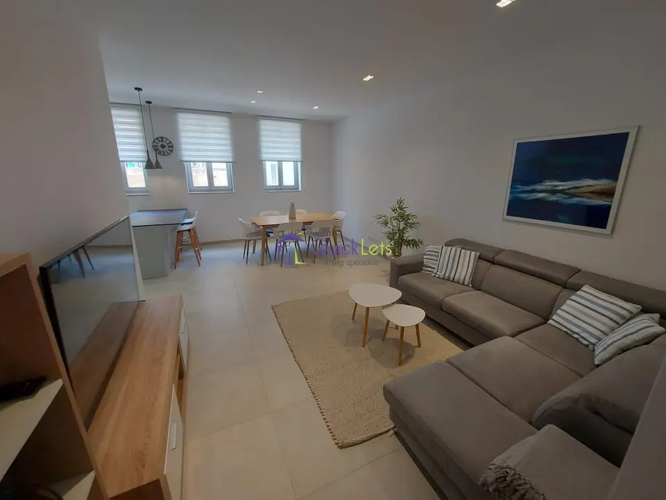 2 bedroom Apartment to rent in Sliema