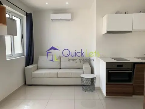1 bedroom Penthouse to rent in Sliema