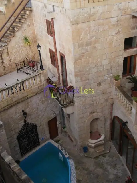 3 bedroom House of Character to rent in Zebbug