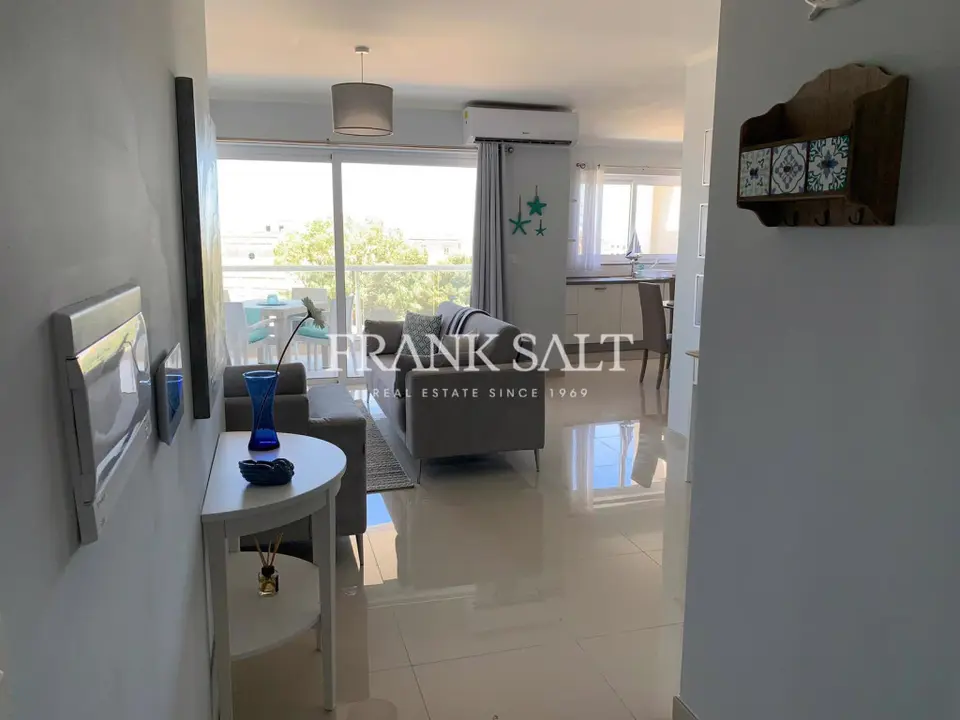 2 bedroom Apartment to rent in St Julians