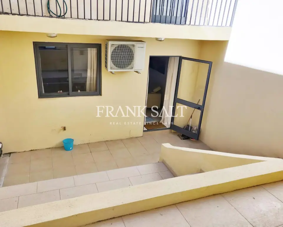 Gzira, Apartment