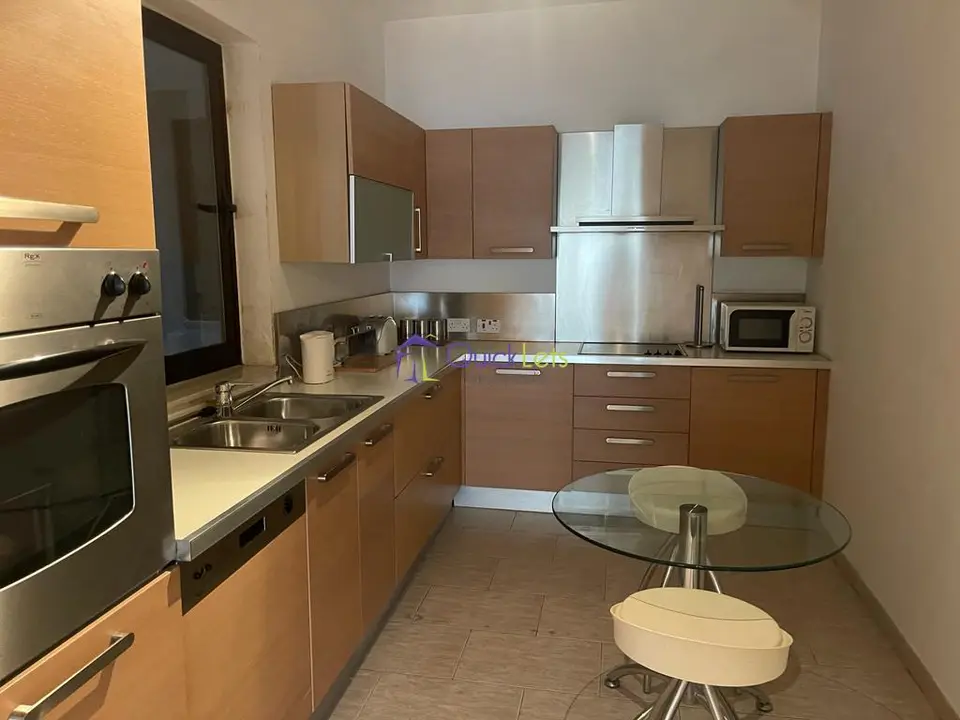 3 bedroom Apartment to rent in Sliema