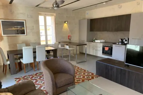 2 Bedroom Apartment For Sale in Valletta