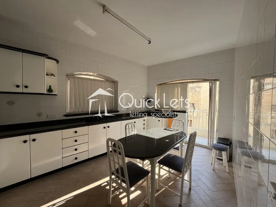 4 bedroom Terraced House to rent in Mellieha