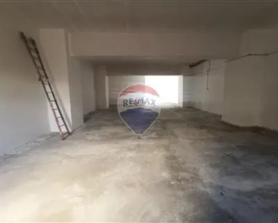 Garage (Residential) to rent in Fgura