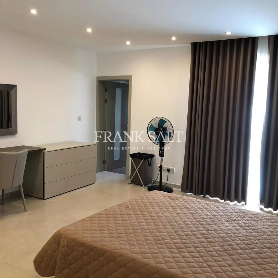 Sliema, Penthouse