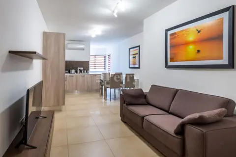 2 Bedroom Apartment To Rent in Swieqi