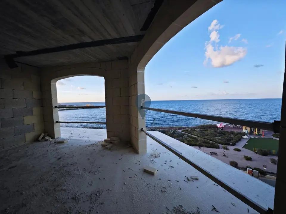 2 bedroom Corner Apartment for sale in Gozo - Marsalforn