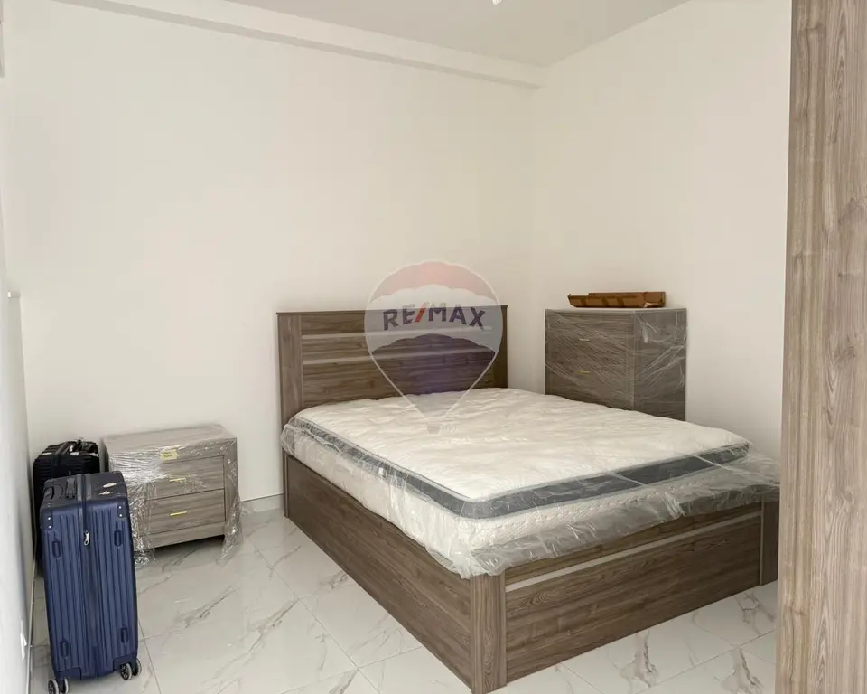 3 bedroom Maisonette for sale in Pembroke